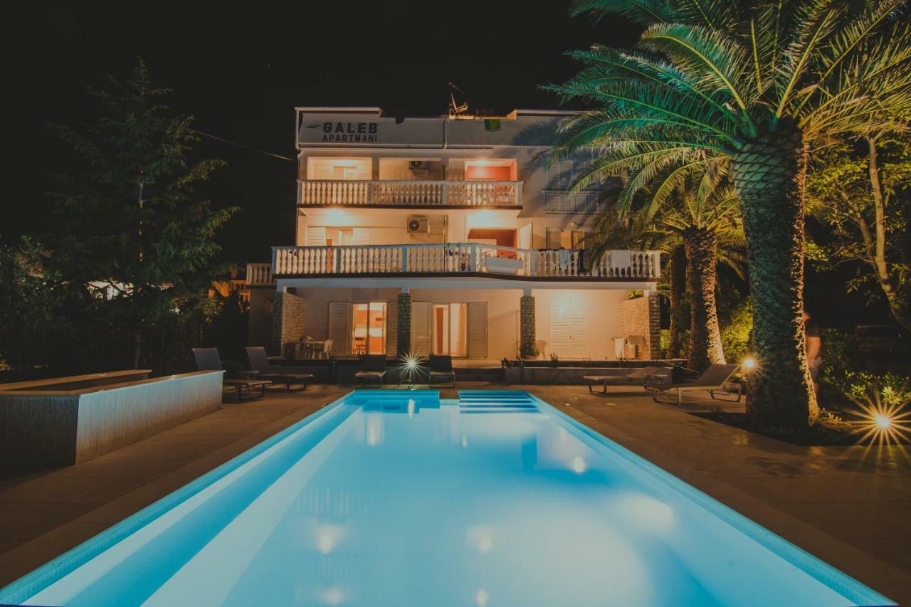 Pool Apartments Galeb Novalja Exterior foto